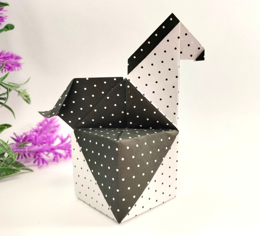 Year of the Horse Box 31-12-2025