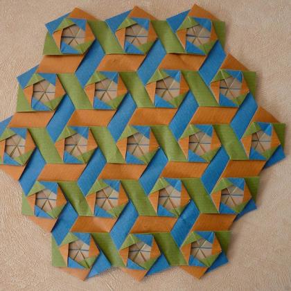 Hexagon Cross Quilt 2013