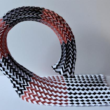 curved v-fold